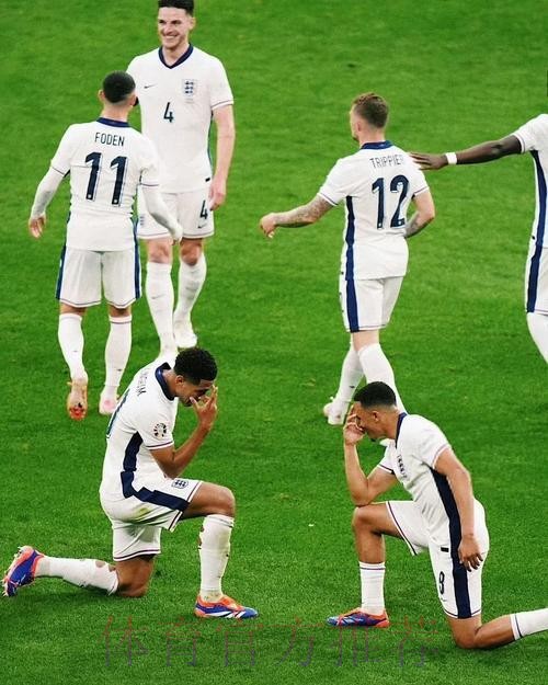 贝林厄姆谈阿诺德被嘘:球迷想表达情绪干扰他 贝林厄姆谈阿诺德被嘘:球迷想表达情绪干扰他